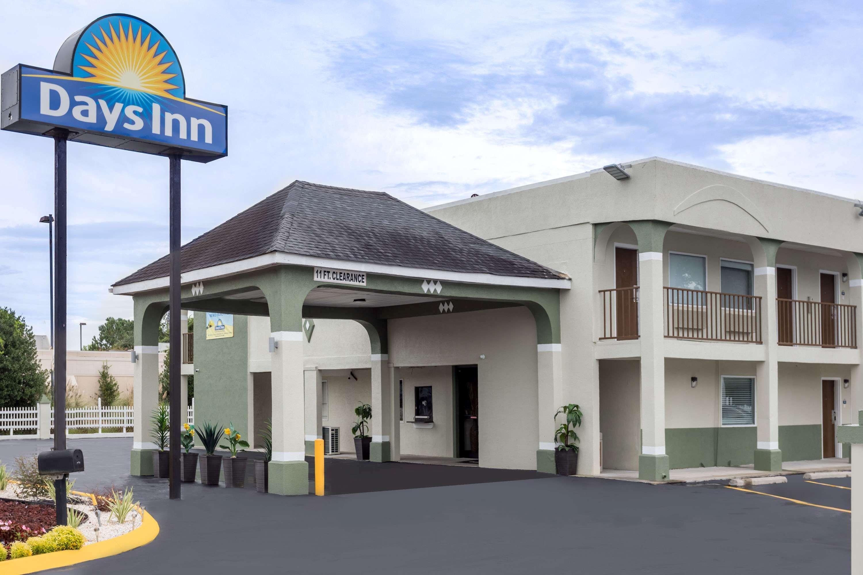 Days Inn By Wyndham Goose Creek North Charleston Dış mekan fotoğraf